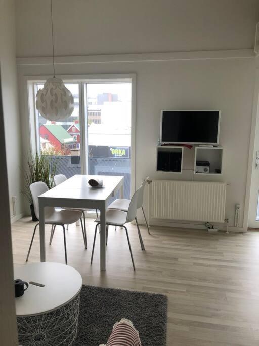 Ruba Apartments - Downtown - Marina - Old Town - Tórshavn Esterno foto
